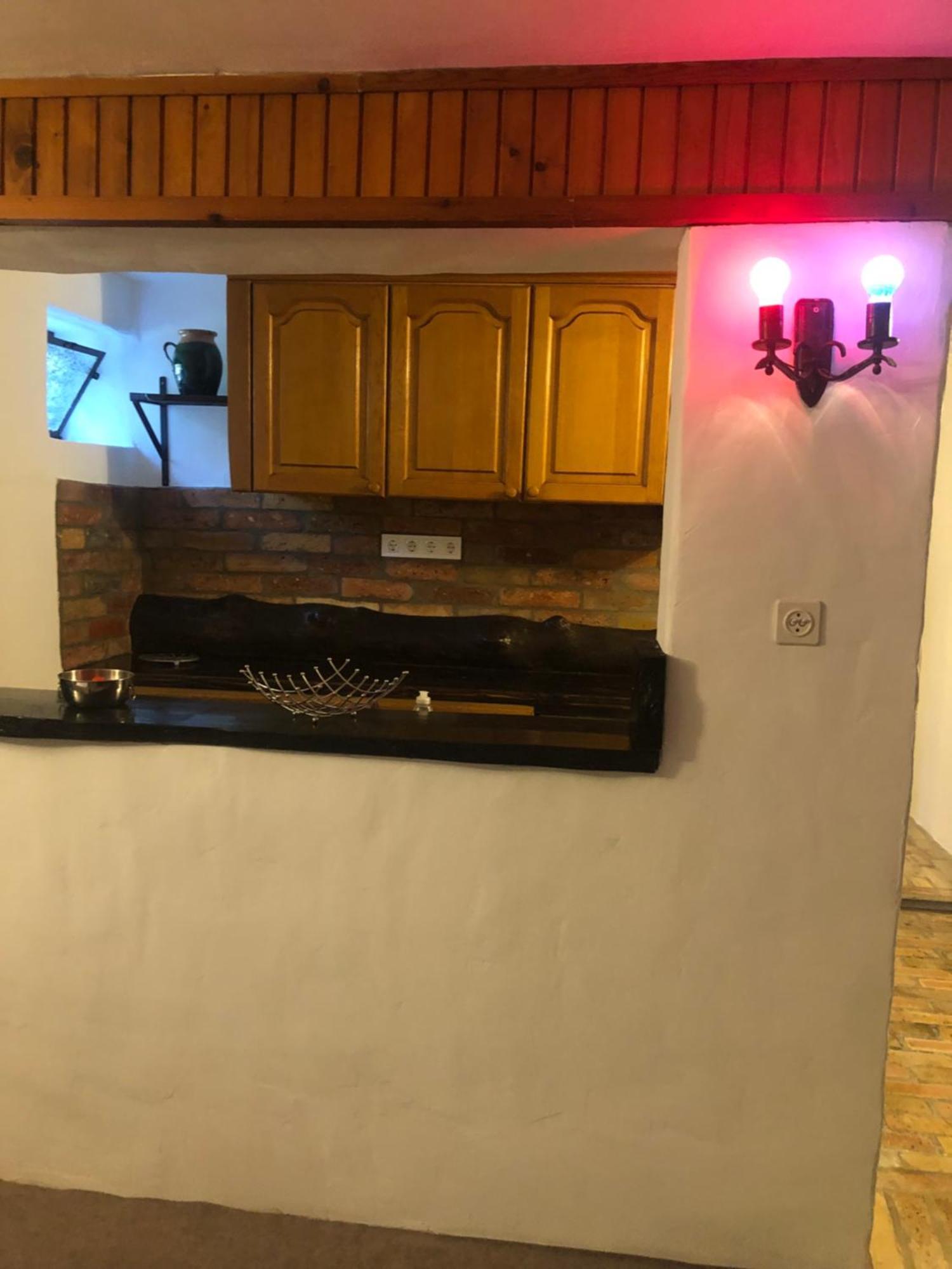R&B Vendeghaz Daire Balatonakarattya Dış mekan fotoğraf
