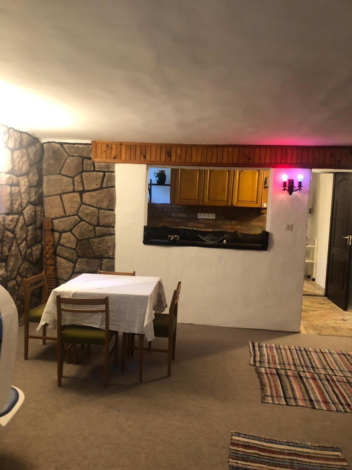 R&B Vendeghaz Daire Balatonakarattya Dış mekan fotoğraf